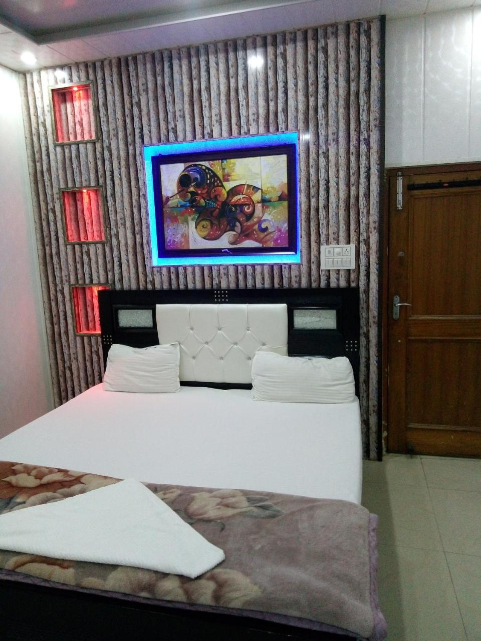 Hotel Sunrise Orai Ngoại thất bức ảnh